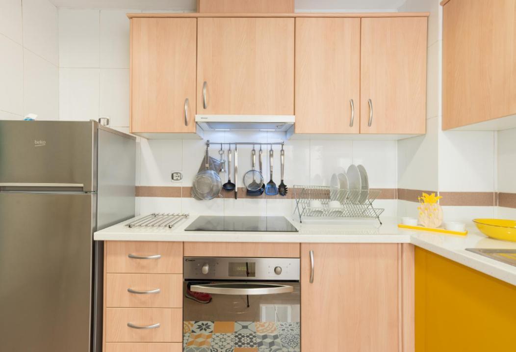Charming Apartment On The Beach - Pool And Parking Málaga Eksteriør bilde